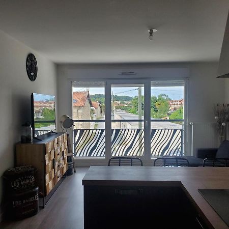 Joli Appartement Proche Du Centre-Reseau Orange Pour Capter Saint-Fargeau-Ponthierry Εξωτερικό φωτογραφία