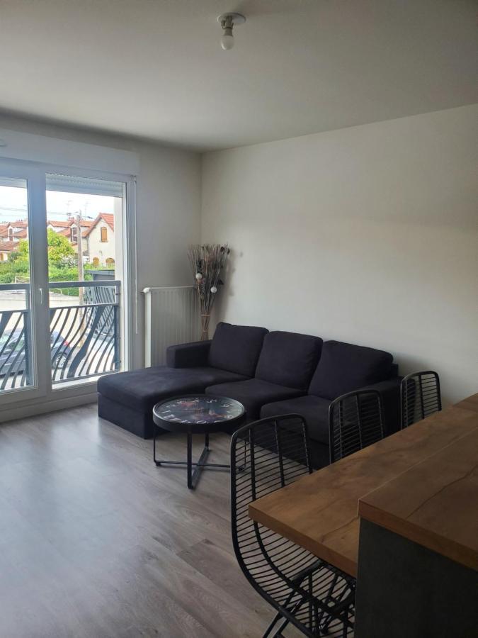 Joli Appartement Proche Du Centre-Reseau Orange Pour Capter Saint-Fargeau-Ponthierry Εξωτερικό φωτογραφία
